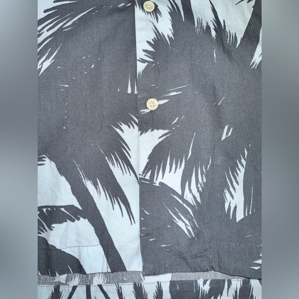 ZARA Gray And White Palm Leaves Hawaiian Style Button Up Short sleeve Shirt L - Picture 10 of 14
